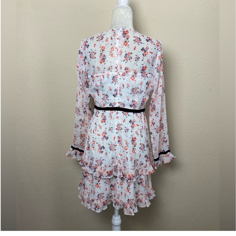 Lulus Floral to See White Floral Print Long Sleeve Mini Dress Size Medium - Picture 6 of 13